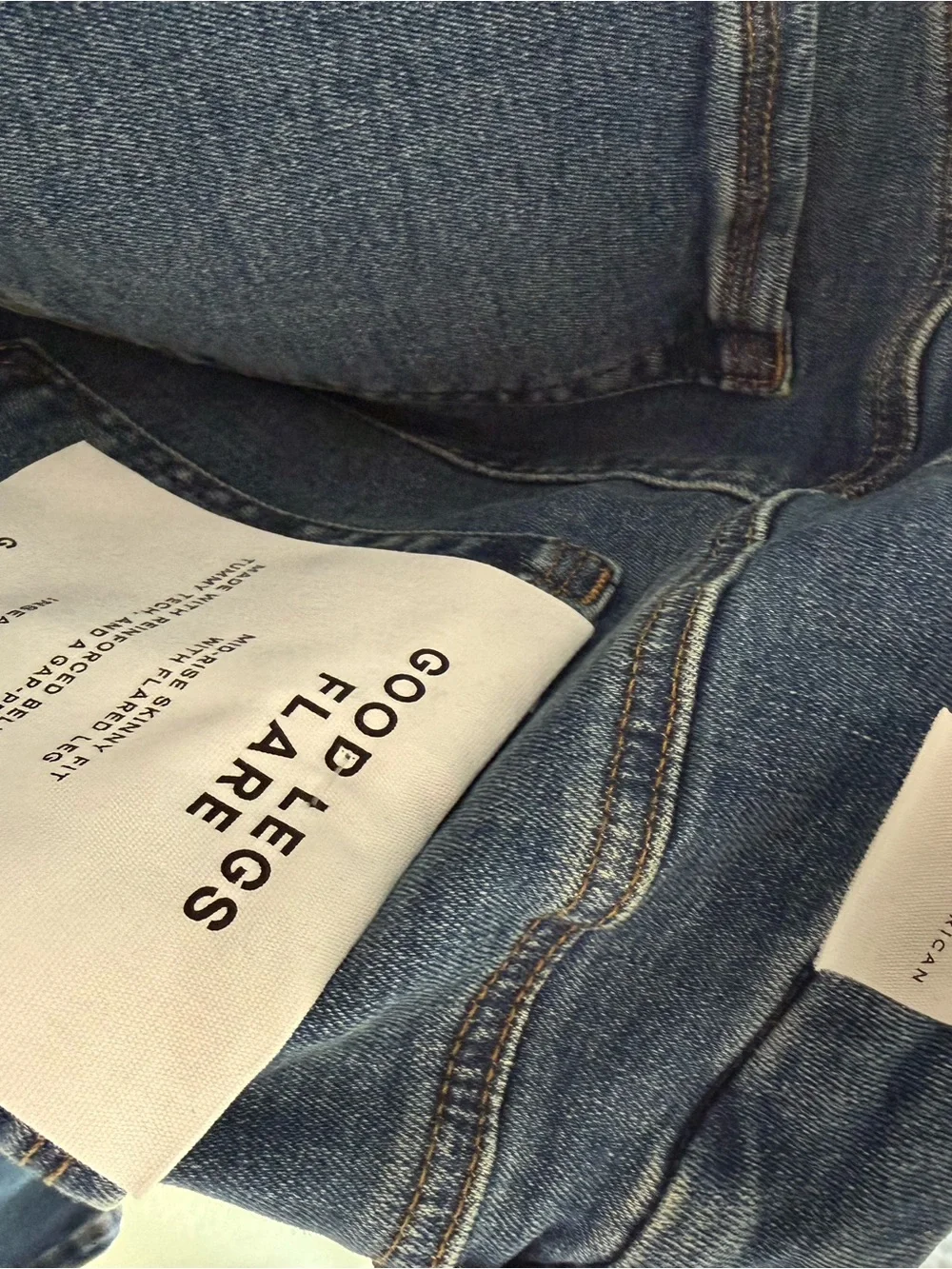 Good American Good Legs Flare Jeans - Dark Blue Blue004